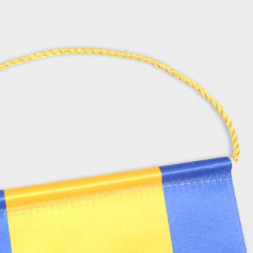 Вымпел односторонний мягкий на габардине, размеры от 8х12 до 30х40 см., горячий рез