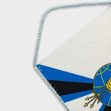 Вымпел двусторонний жёсткий, обшив шнуром, размеры от 8х12 до 30х40 см.
