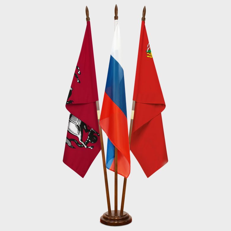 НФ-00033938-Стойка 3-ая напольная, в сборе древко разборное 2,2м, с навершиемКапля. Цвет Орех. Материал Бук